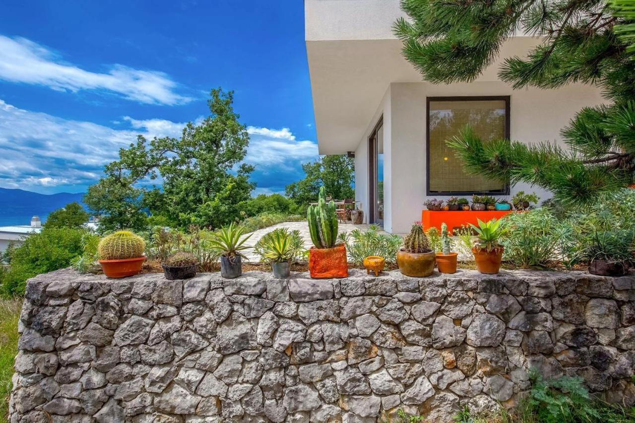 Villa Orange, Small House In A Pine Forest Kostrena Exterior photo
